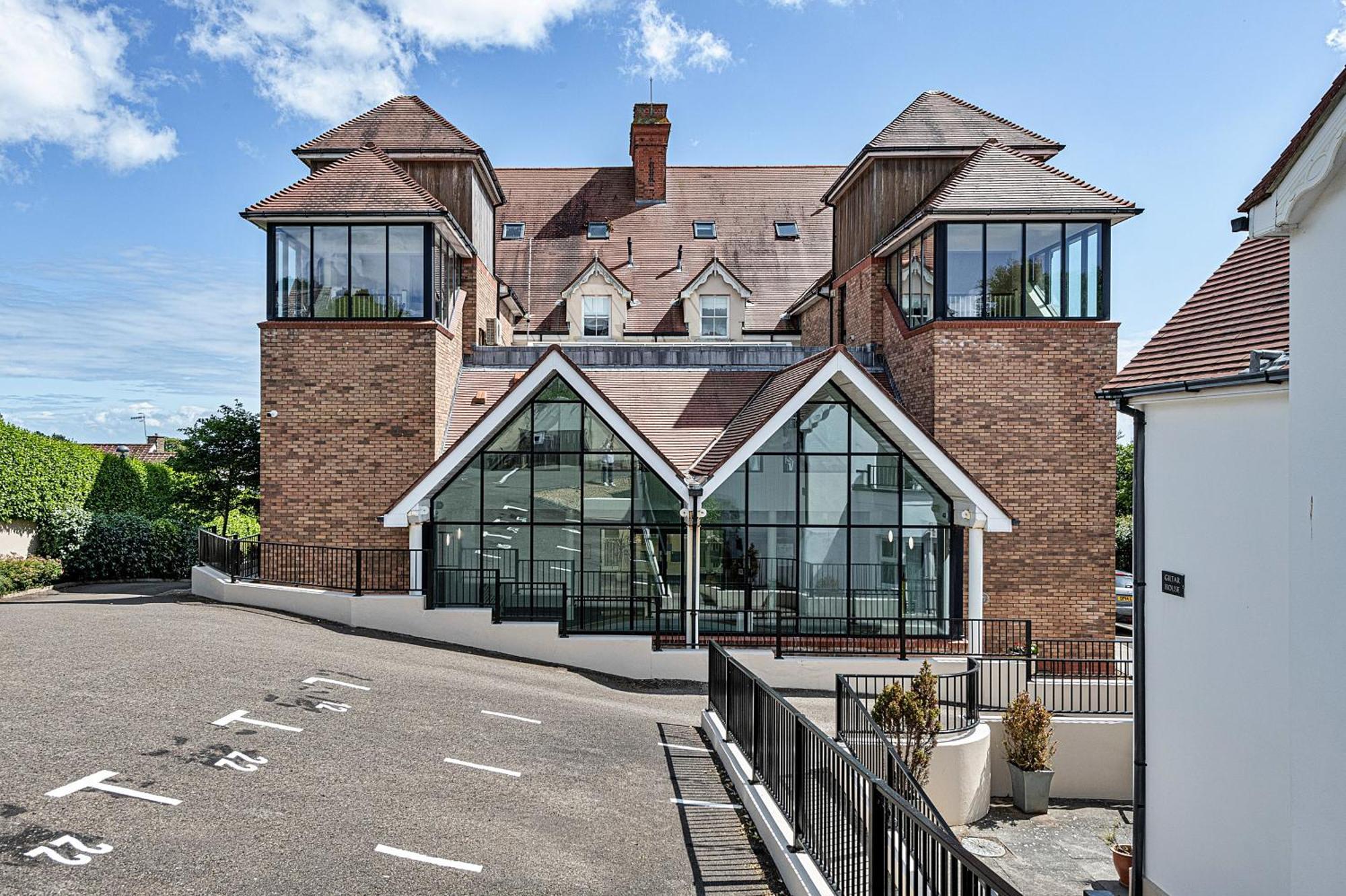 Finest Retreats - Y Lle Hapus Apartment Tenby Exterior photo